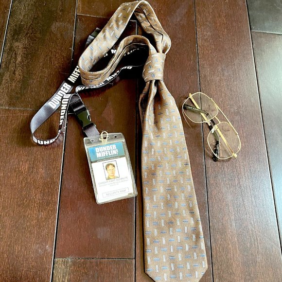 Dwight Shrute Halloween Costume (THE OFFICE) - Picture 1 of 5